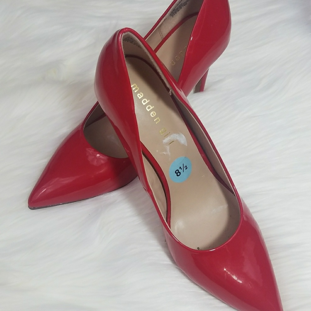 NEW!  Madden Girl red heel Size 8.5 [4]